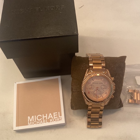 Michael Kors watch - Picture 3 of 4